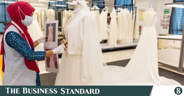 Bangladesh expands bridal wear exports to 37 countries from Narayanganj