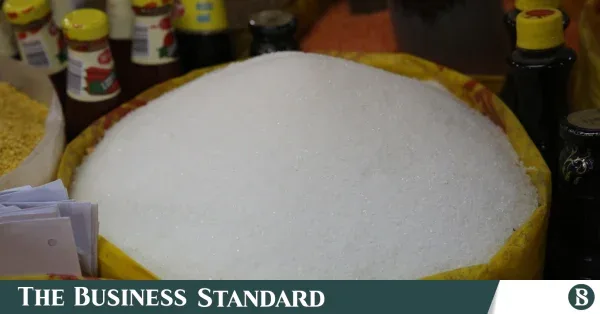 Sugar prices climb by Tk200 per maund in Khatunganj due to supply shortage