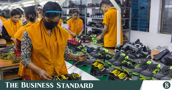 Ukrainian father-son duo finds success exporting shoes from Bangladesh to 70 countries