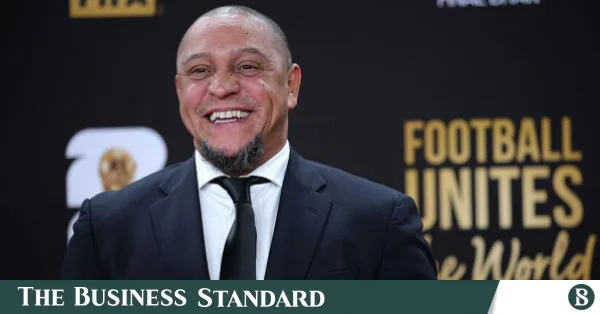 Roberto Carlos denies reports of converting to Islam
