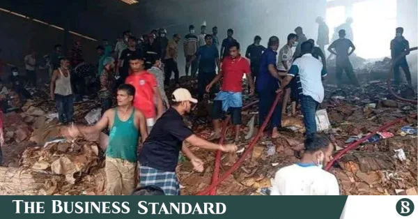Fire at Boalkhali paper mill causes estimated Tk2 crore loss