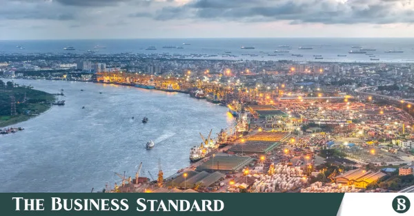 Rough seas disrupt lighterage operations at Chittagong Port