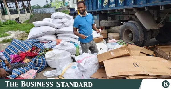 বাগেরহাটে সিগারেট তৈরির সরঞ্জাম ও তামাক জব্দ